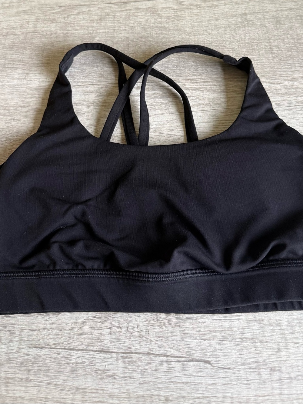 Lululemon Women's Black Crossback Sports Bra Wireless Stretch Pullover Size 6